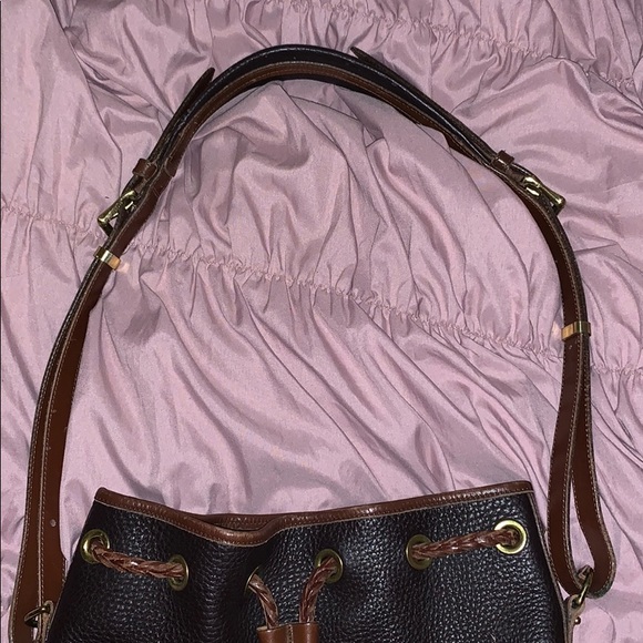 Vintage Dooney and Bourke bucket bag - Picture 2 of 6